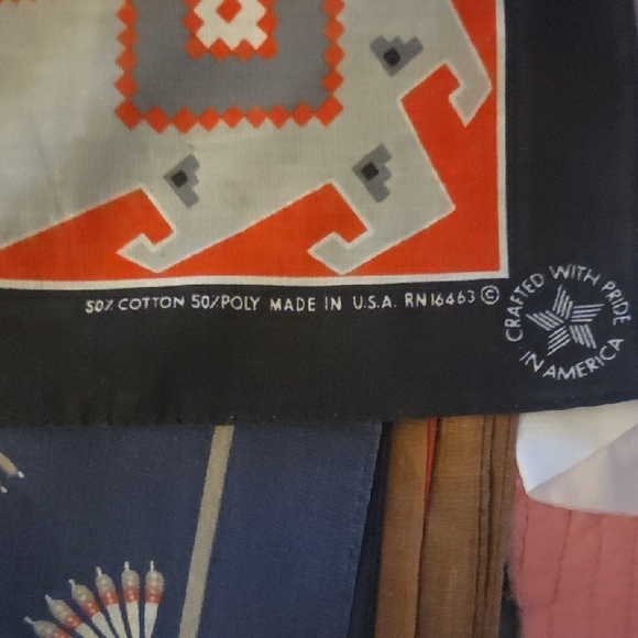 Geometric Patterned Scarf - Picture 2 of 6